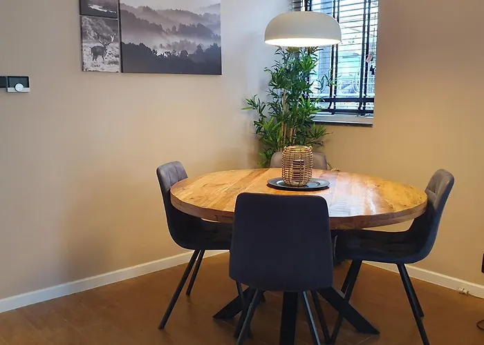 펜션 6 - Persoons Forest 217 Sauna Ewijk