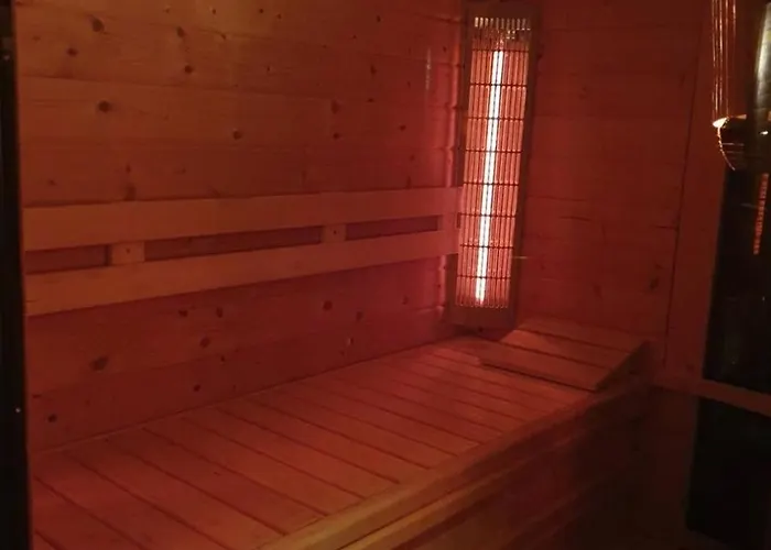 펜션 6 - Persoons Forest 217 Sauna Ewijk